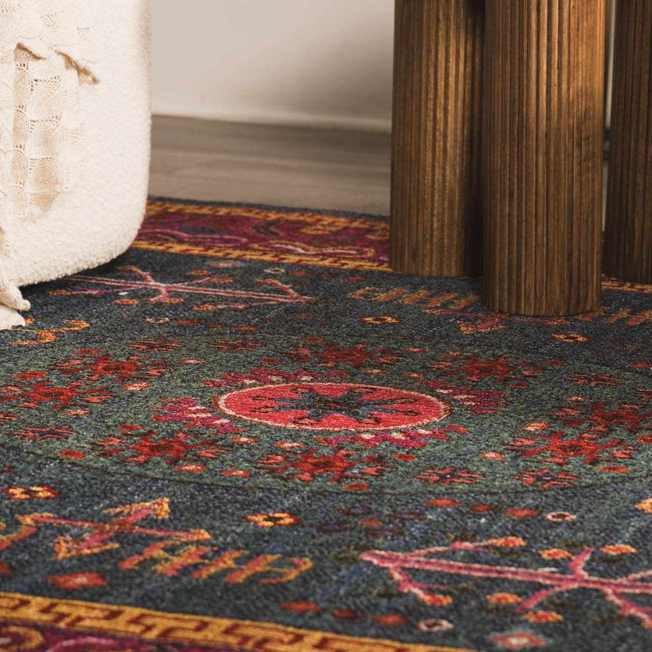 "Cleveland Colorful Traditional Area Rug - Teal, Aqua, Navy"