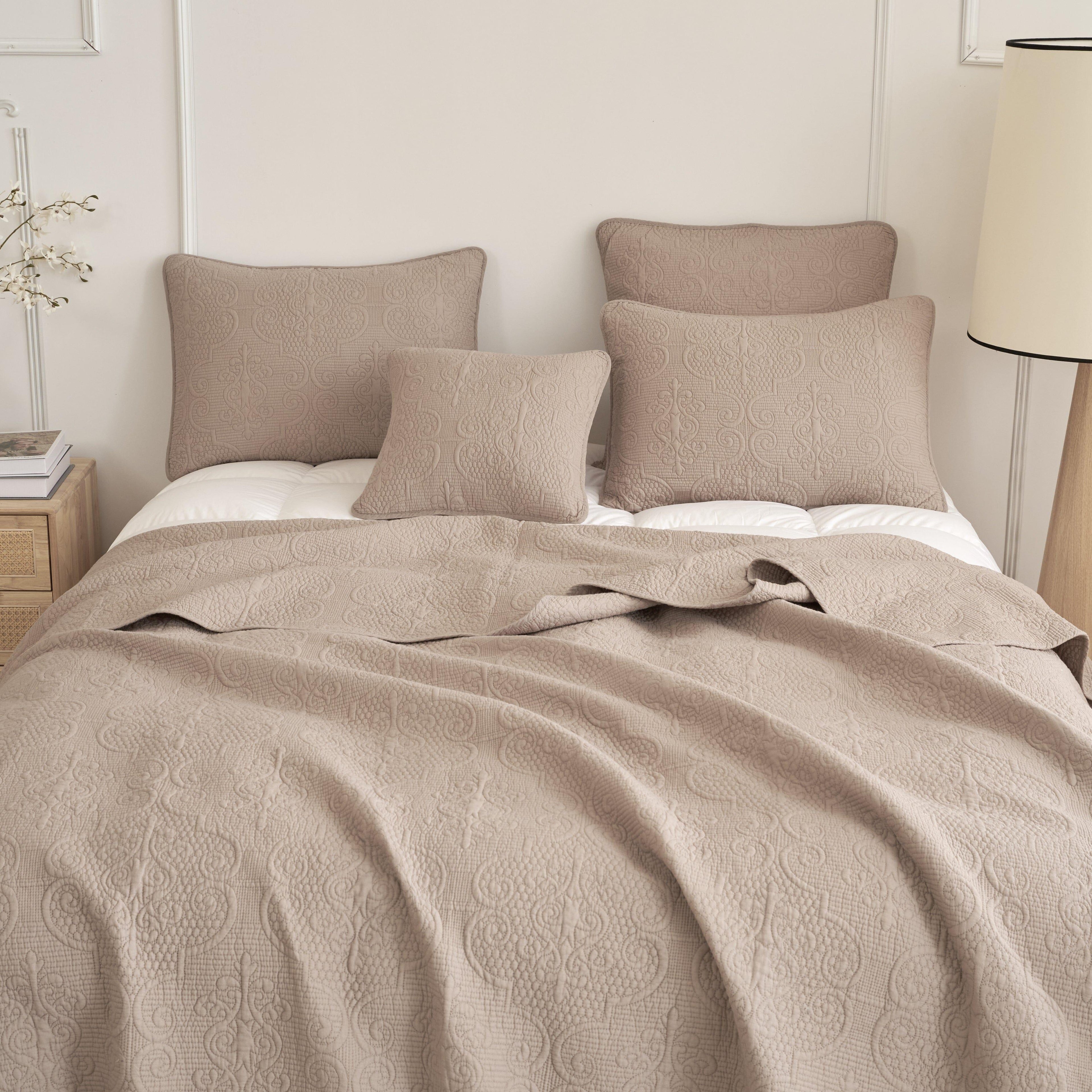 Neutral Taupe Beige Sandy Elegant Matelasse Cotton Quilted Bedspread Set