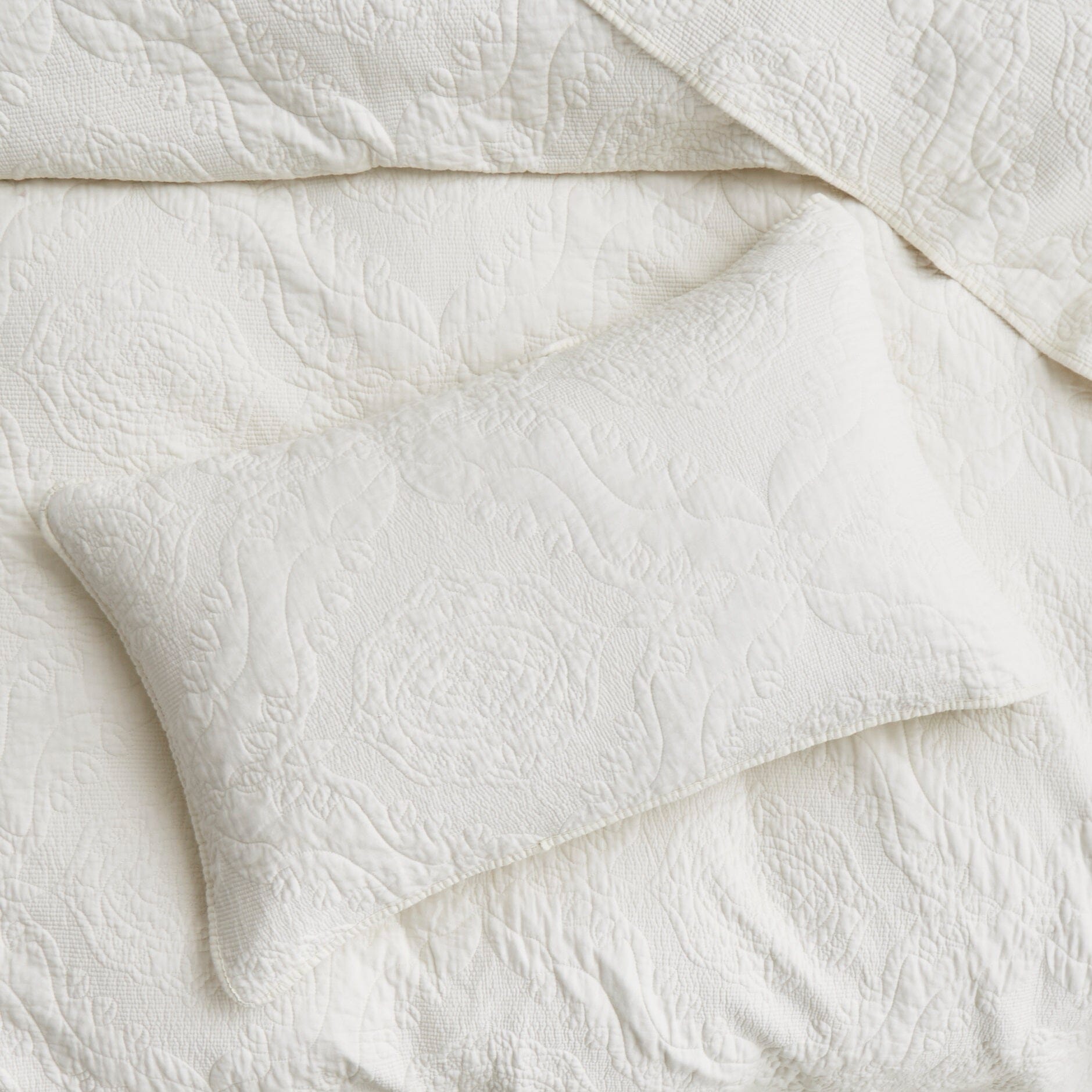 Vanilla Cream Ivory Paisley Damask Stitch Matelass¨¦ Cotton Quilt Set