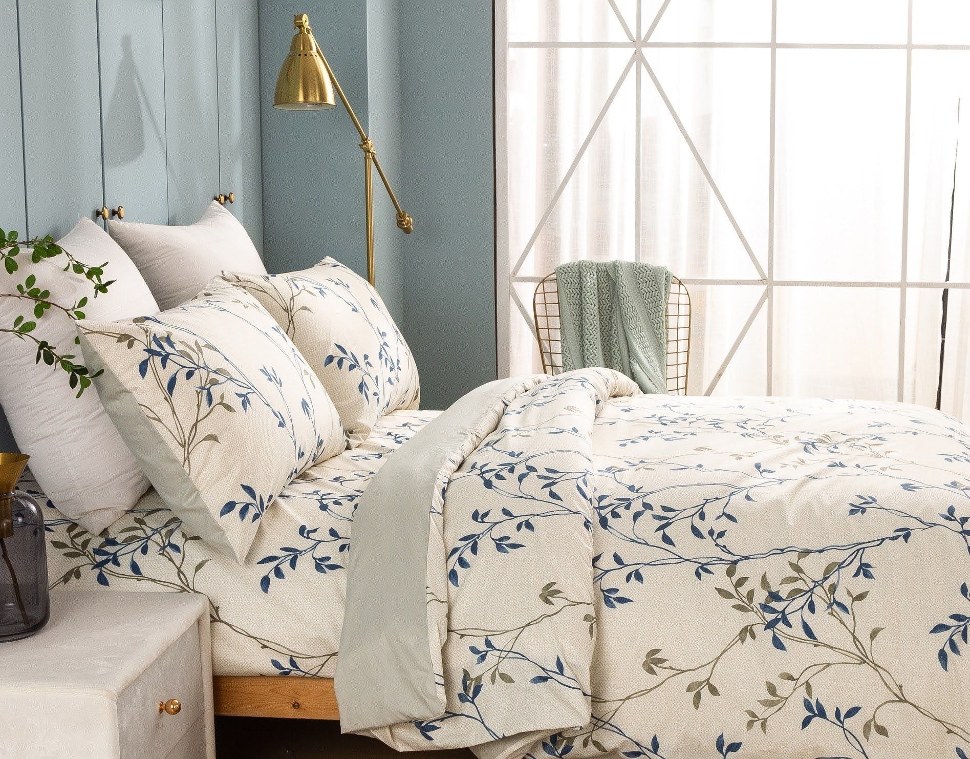 Poplin Cotton Elegant Leaf Vine Cream Beige Duvet Cover