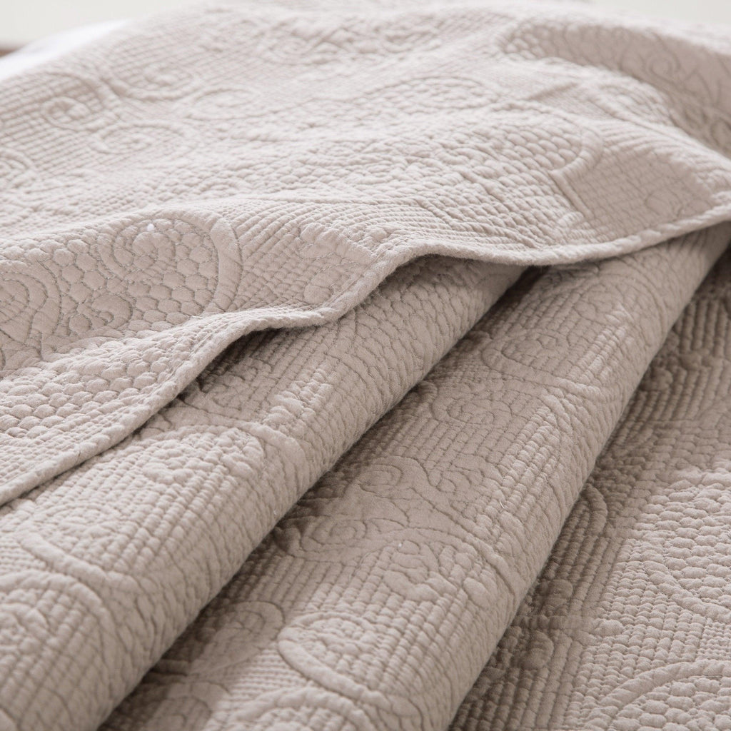 Neutral Taupe Beige Sandy Elegant Matelasse Cotton Quilted Bedspread Set