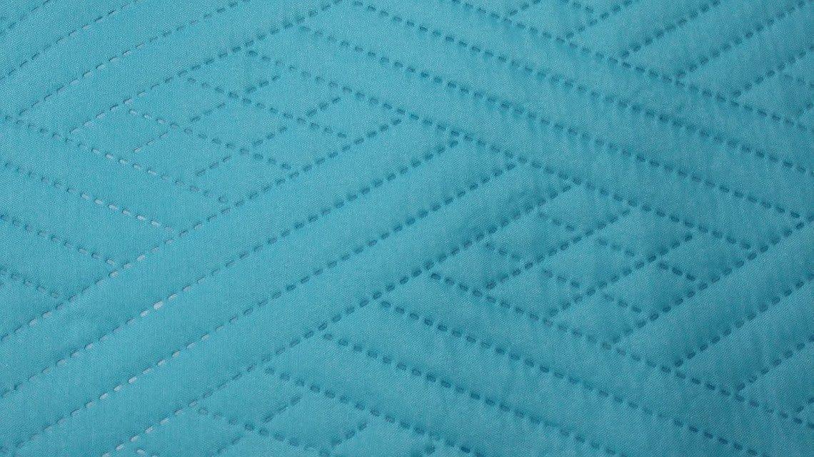 Gentle Wave Turquoise Teal Blue Lagoon Lightweight Quilted Bedspread Set