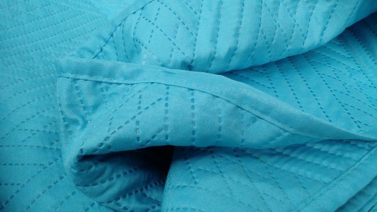 Gentle Wave Turquoise Teal Blue Lagoon Lightweight Quilted Bedspread Set