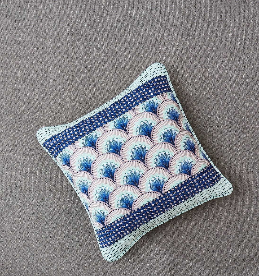Mediterranean Fans Waves Minty Navy Blue Throw Pillow Covers