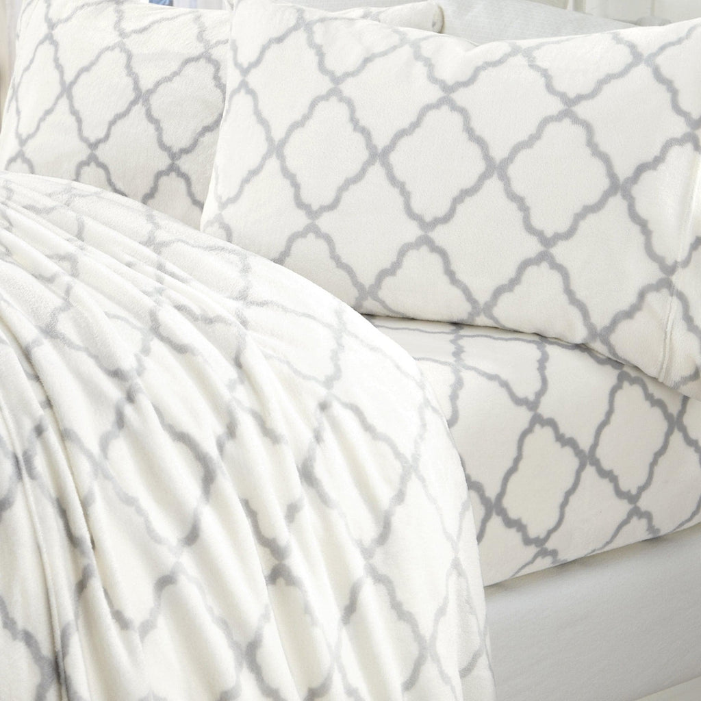 4-Piece Printed Plush Sheet - Velvet Luxe -  Coastal Holiday & Christmas Themed Bedding