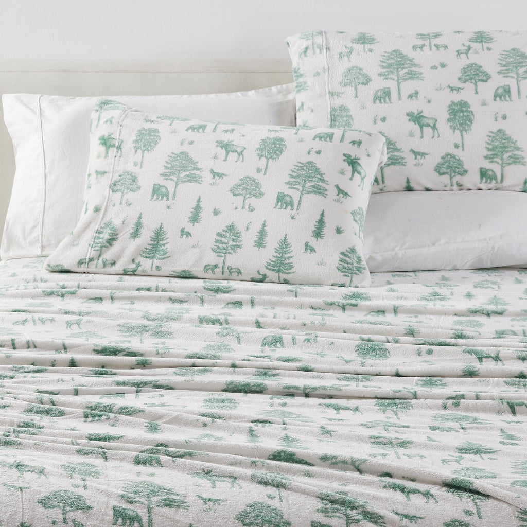 Velvet Luxe Printed Plush Sheet - Winter & Christmas Themed Bedding