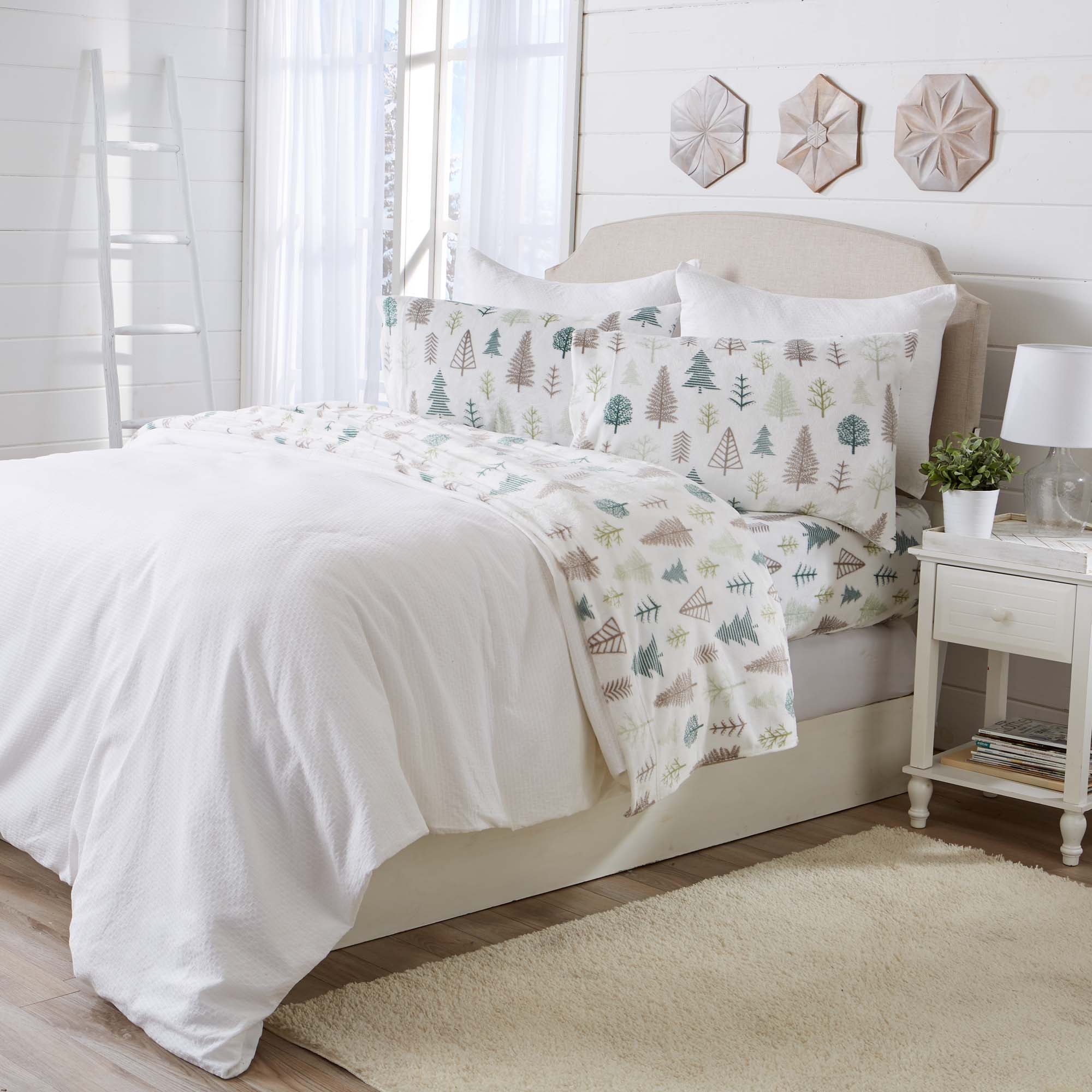 Velvet Luxe Printed Plush Sheet - Winter & Christmas Themed Bedding