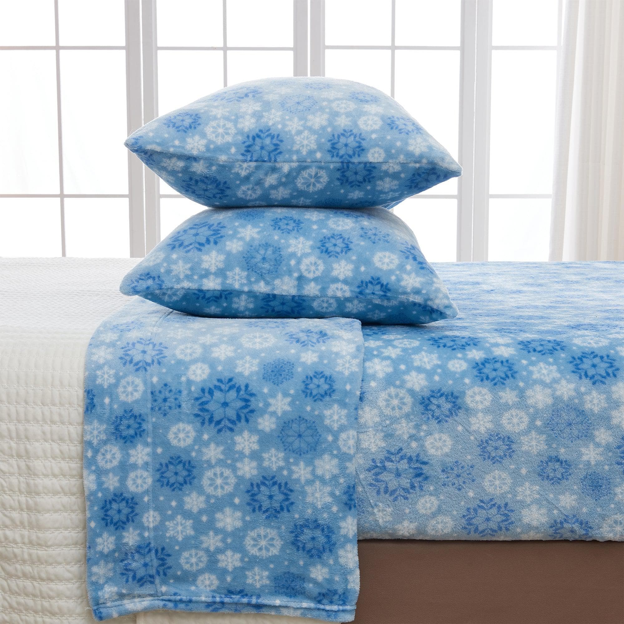 Velvet Luxe Printed Plush Sheet - Winter & Christmas Themed Bedding