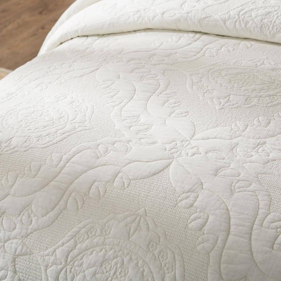 Vanilla Cream Ivory Paisley Damask Stitch Matelass¨¦ Cotton Quilt Set